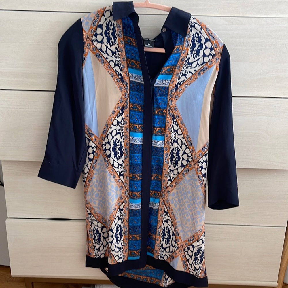 Club Monaco printed tunic/dress 100% silk. Excellent condition.